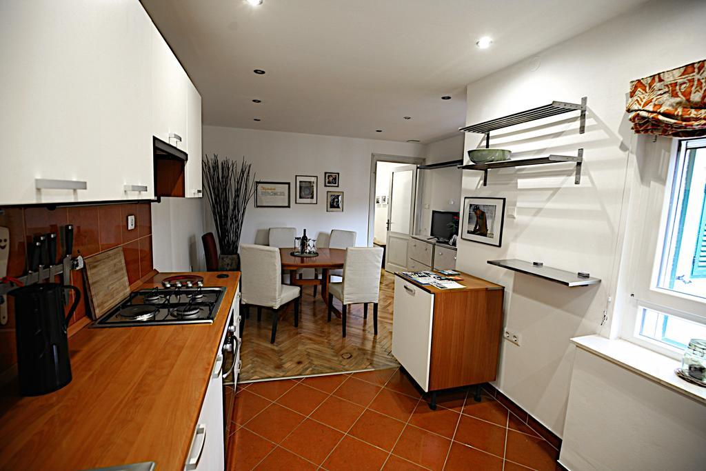 Split City Apartment Bene 21 Exteriör bild
